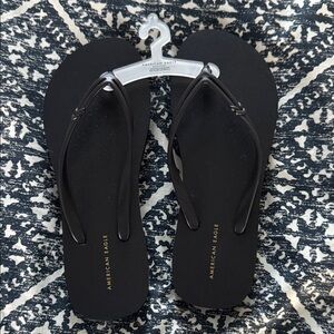 American Eagle Black Flip Flops